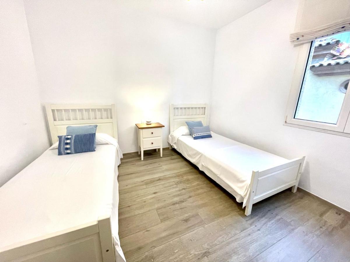 Seahomes Vacations - Nautic Maritime Apt Blanes Buitenkant foto