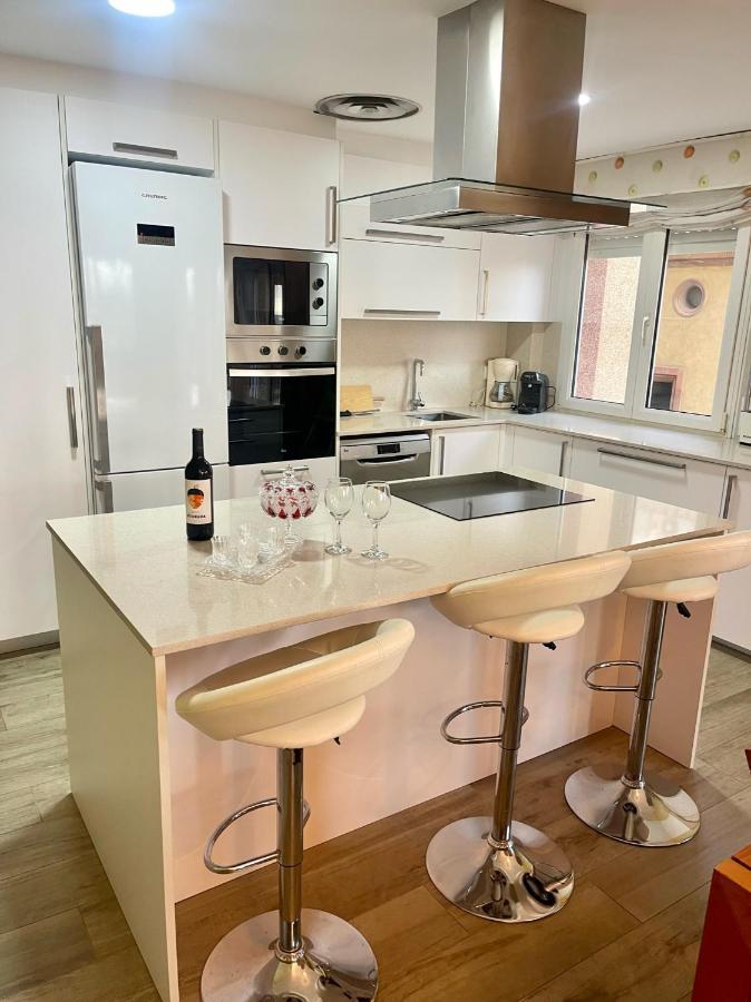 Seahomes Vacations - Nautic Maritime Apt Blanes Buitenkant foto